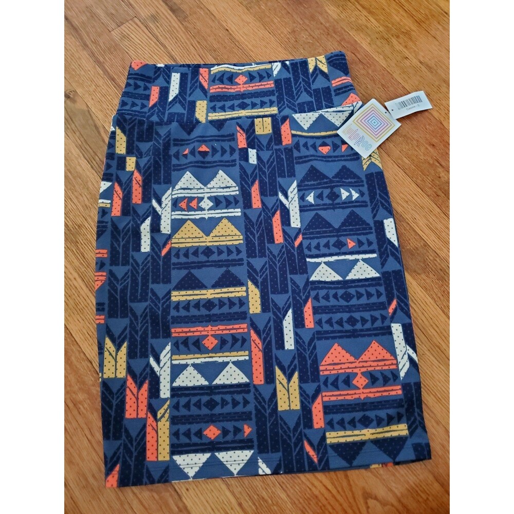 NEW Women's size small LuLaRoe skirt